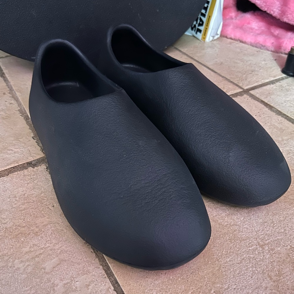 Yeezy Black Slip-On Athletic Shoes